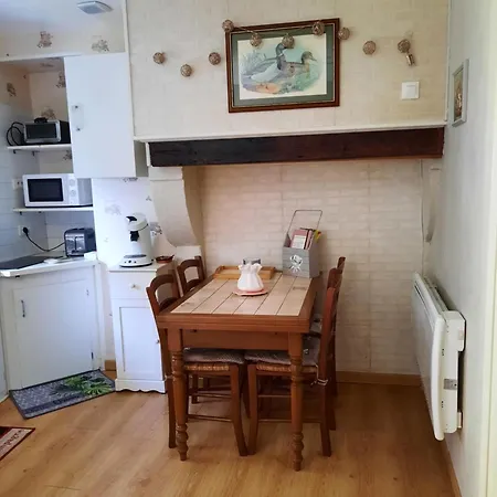 Maison Calme Au Pied Du Chateau Le Blanc Extérieur photo