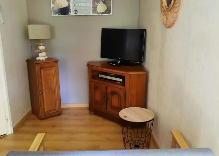 Maison Calme Au Pied Du Chateau